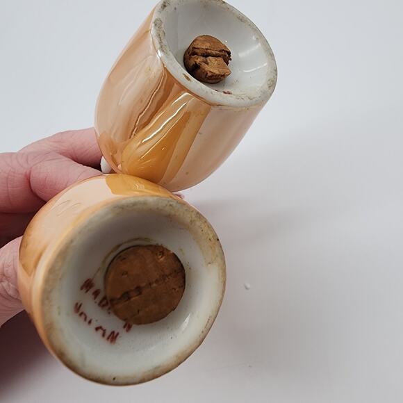 Noritake Deco Yellow Lusterware Bridesmaid Blue Flower Girl Salt & Pepper Shaker - Picture 7 of 8